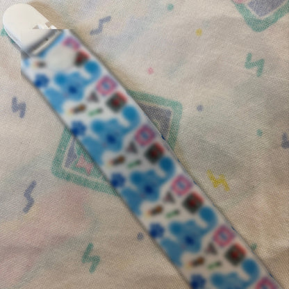 Assorted Adult Pacifier Clips 4