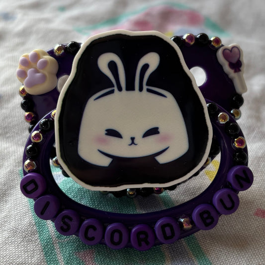 Discord Bun Pacifier